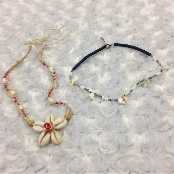 unbranded Jewelry - 2 Beach Shell Beaded Dolphin‎ Necklaces/Chokers